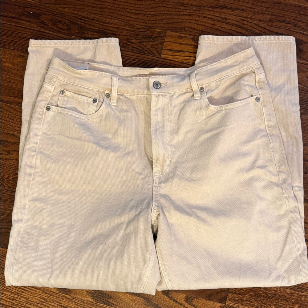 AE off white Jeans